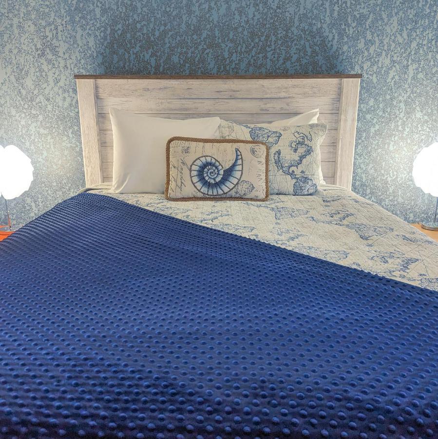 The Turnip Bed And Breakfast Parson's Pond Екстер'єр фото